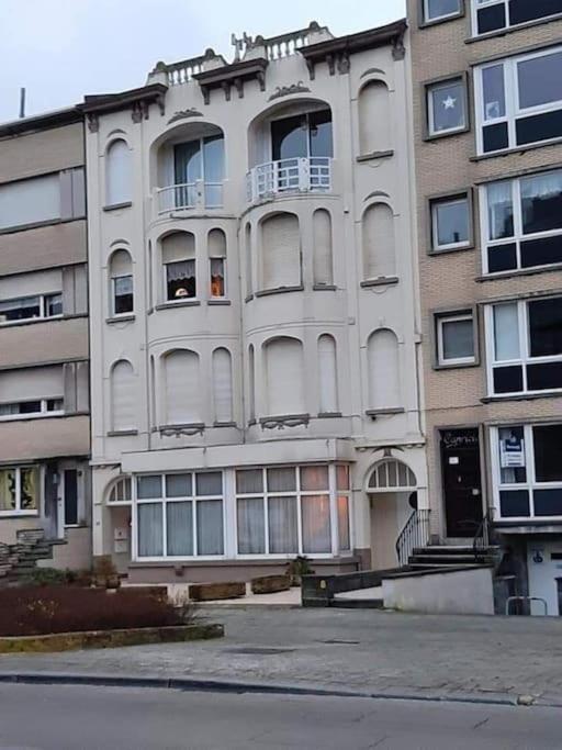 Villa Jean Gezellig Appartement Met Zeezicht Blankenberge Εξωτερικό φωτογραφία